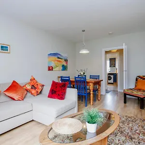 2-bedroom Old Town Edinburgh
